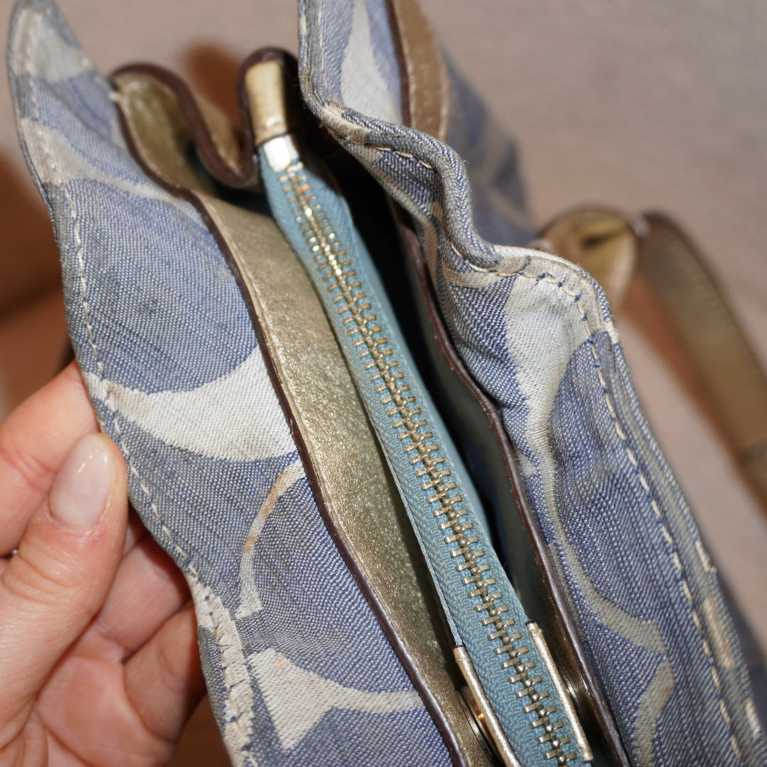 Coach 2000s Signature Bag