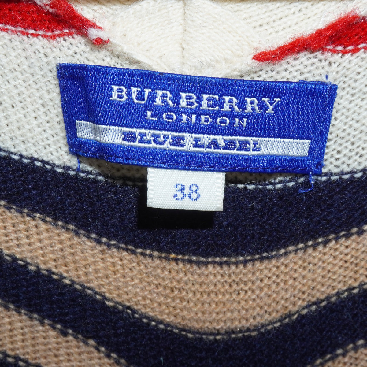 5 Burberry Knit Sweater (S)