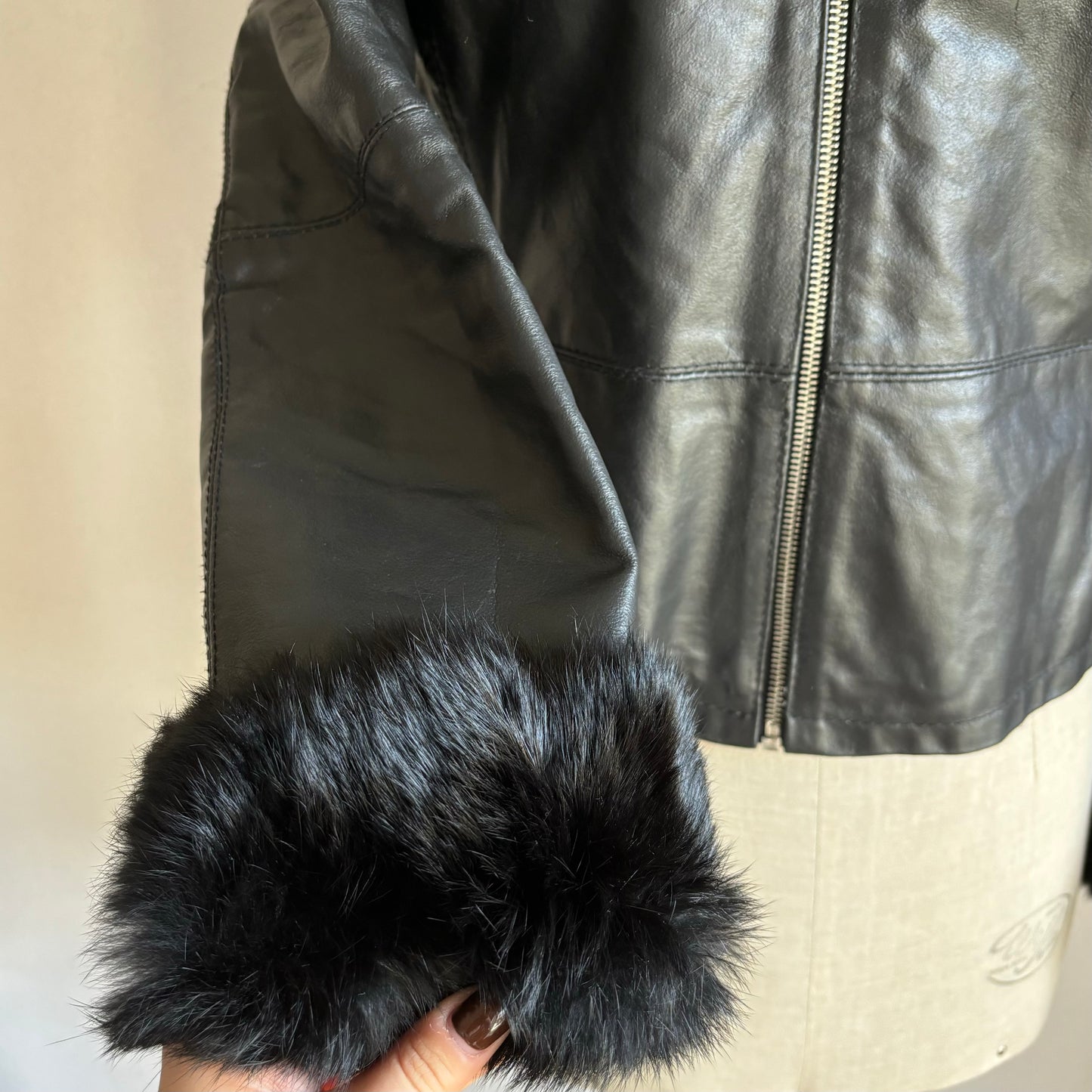 Black Fur Trim Leather Jacket (XS/S)