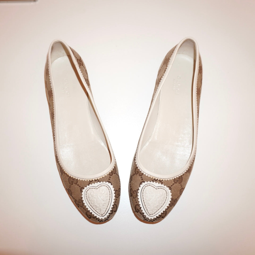 Gucci Monogram Flats (39)