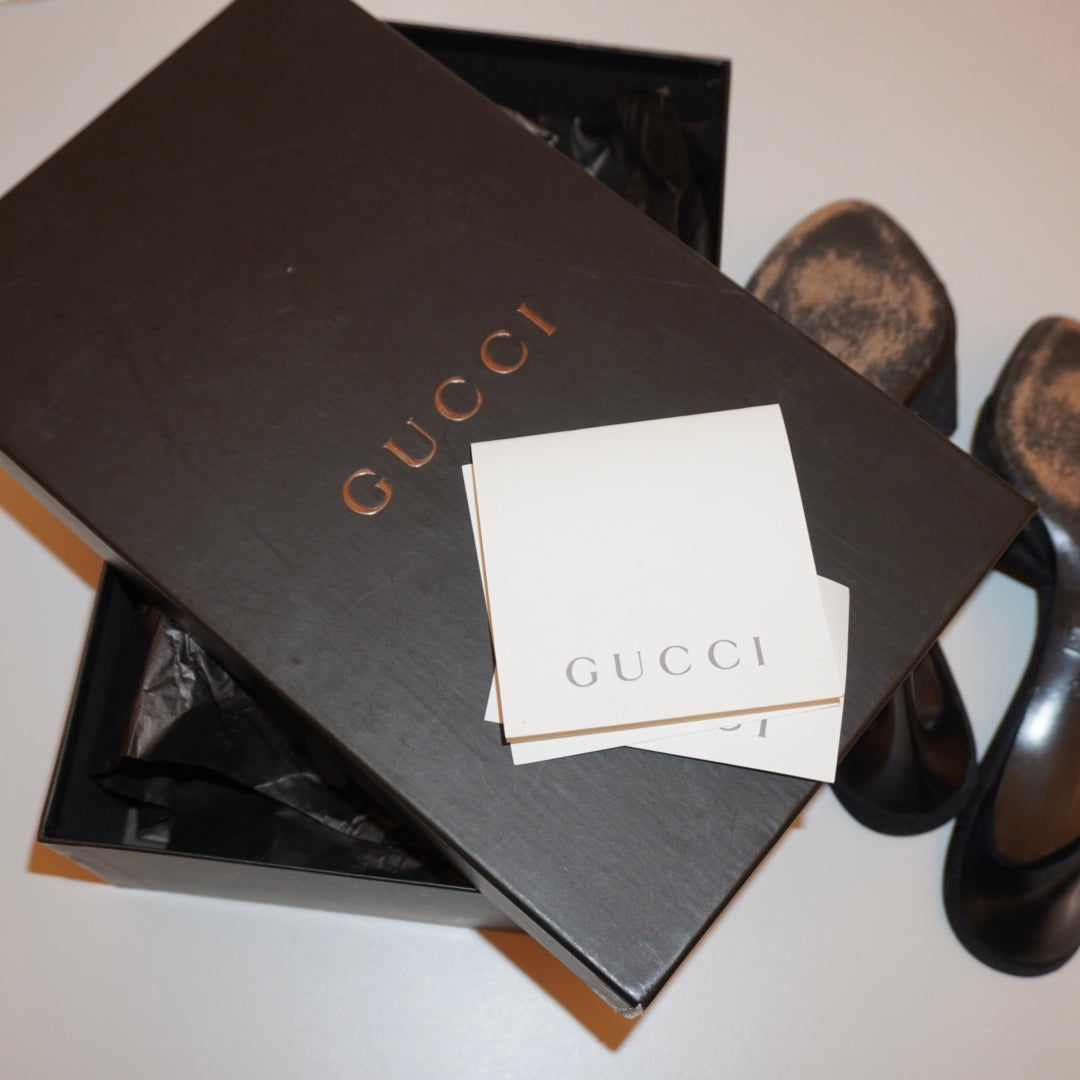 Gucci Monogram Mules (36.5)