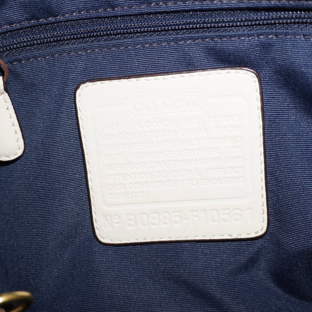 Coach 2000s Signature Bag