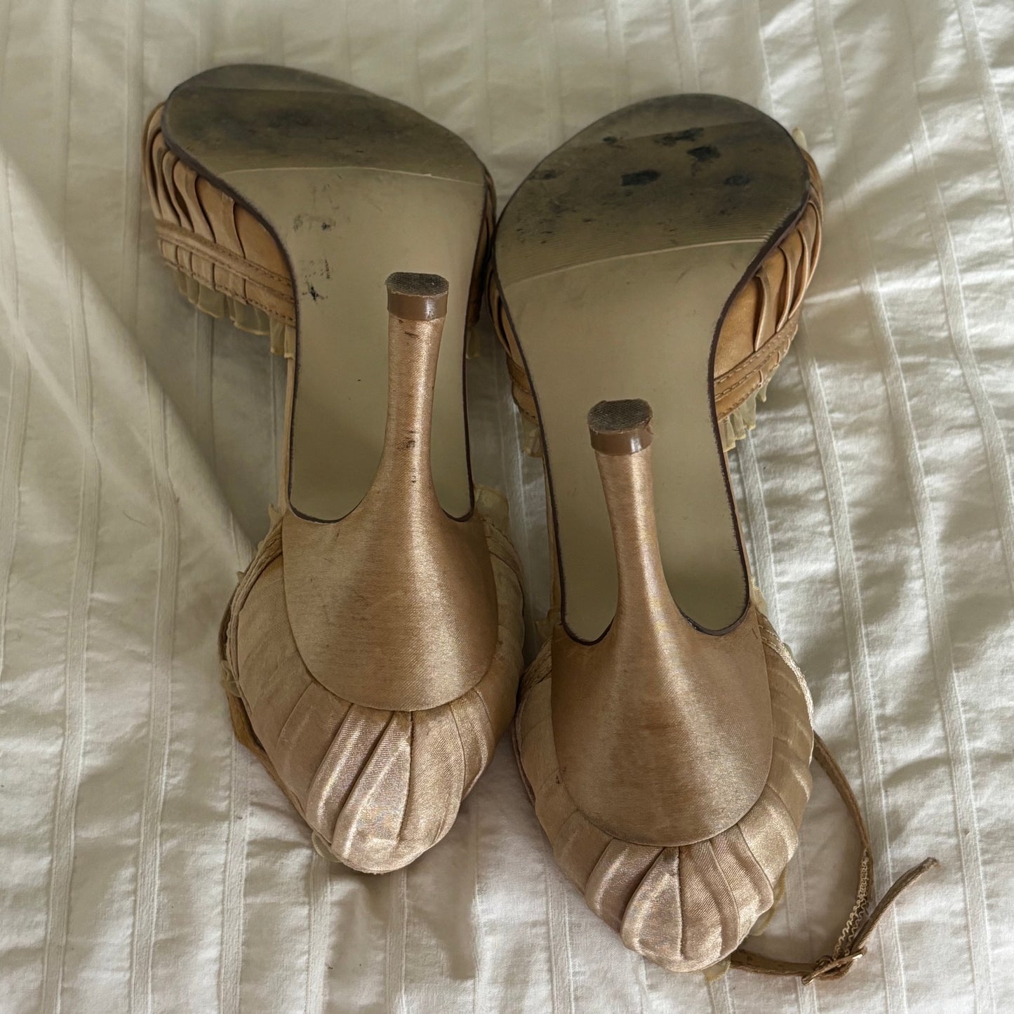 Vintage Beige Bow Heels (37)